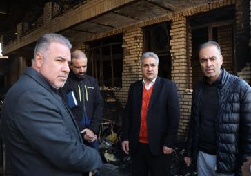 بازدید معاون برنامه‌ریزی و توسعه فرمانداری بهارستان از واحد تولیدی آسیب‌دیده در آتش‌سوزی لکه صنعتی الهیه